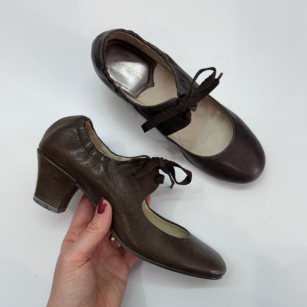 All Black Heeled Mary Jane Shoes 7.5 Brown Leather Vintage Inspired Balletcore